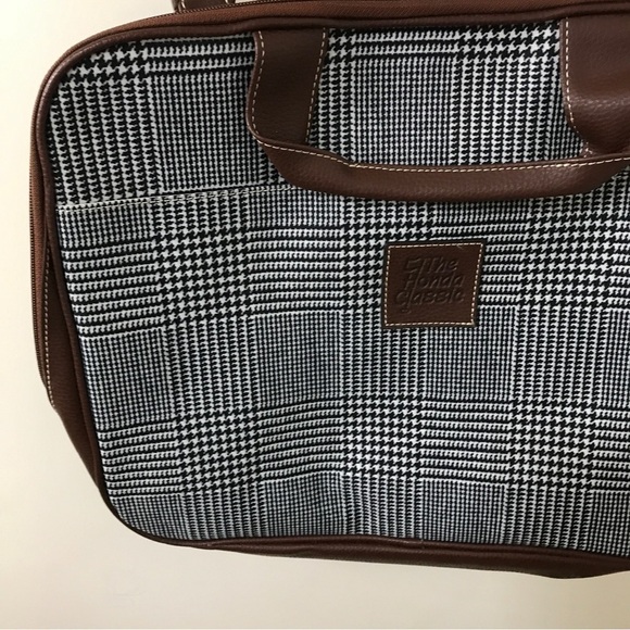 Barrington x the Honda classic houndstooth computer laptop crossbody bag - Picture 4 of 12